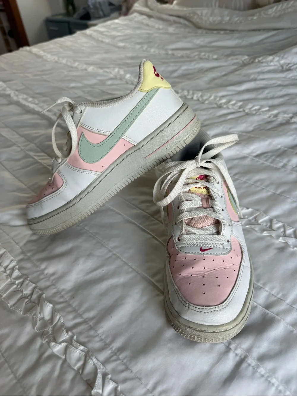 Nike Air Force 1 - Kids 4.5 - Womens 6-6.5